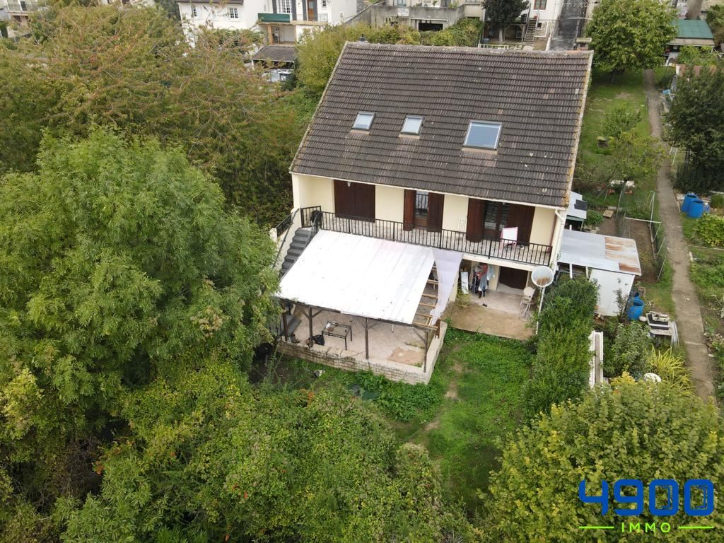 Maison 339 900 €