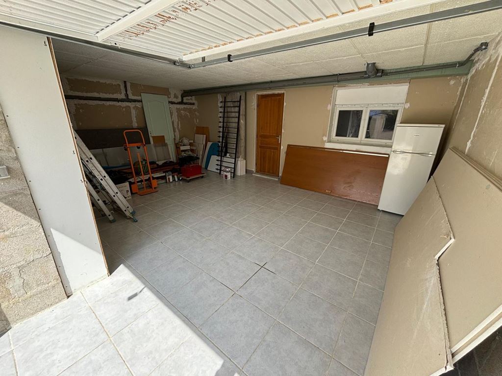 Maison 284 900 €